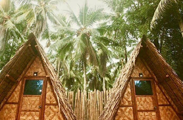 "Triangle Hut" Camp Fuego Siargao Hotel Catangnan Exterior foto