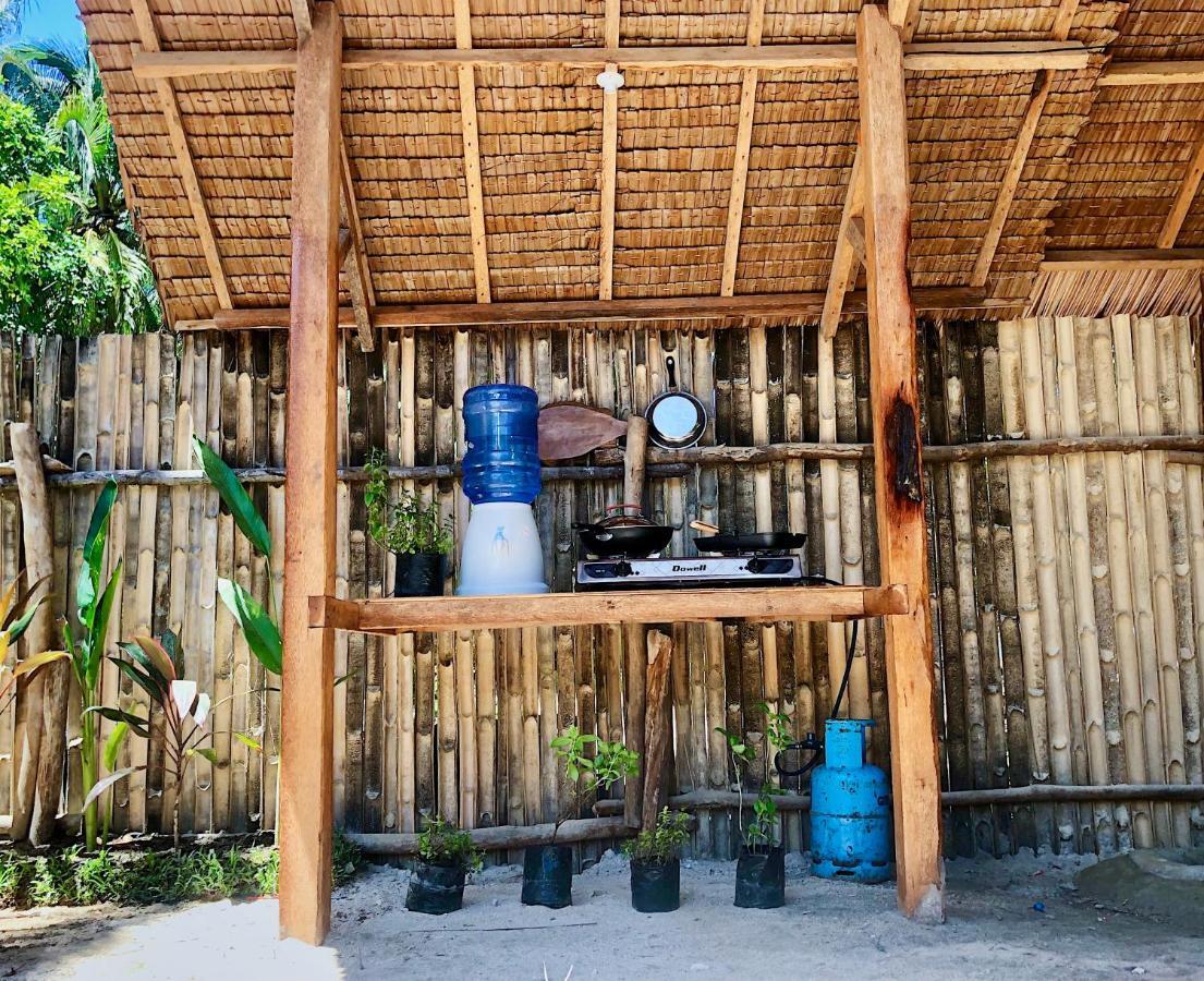 "Triangle Hut" Camp Fuego Siargao Hotel Catangnan Exterior foto