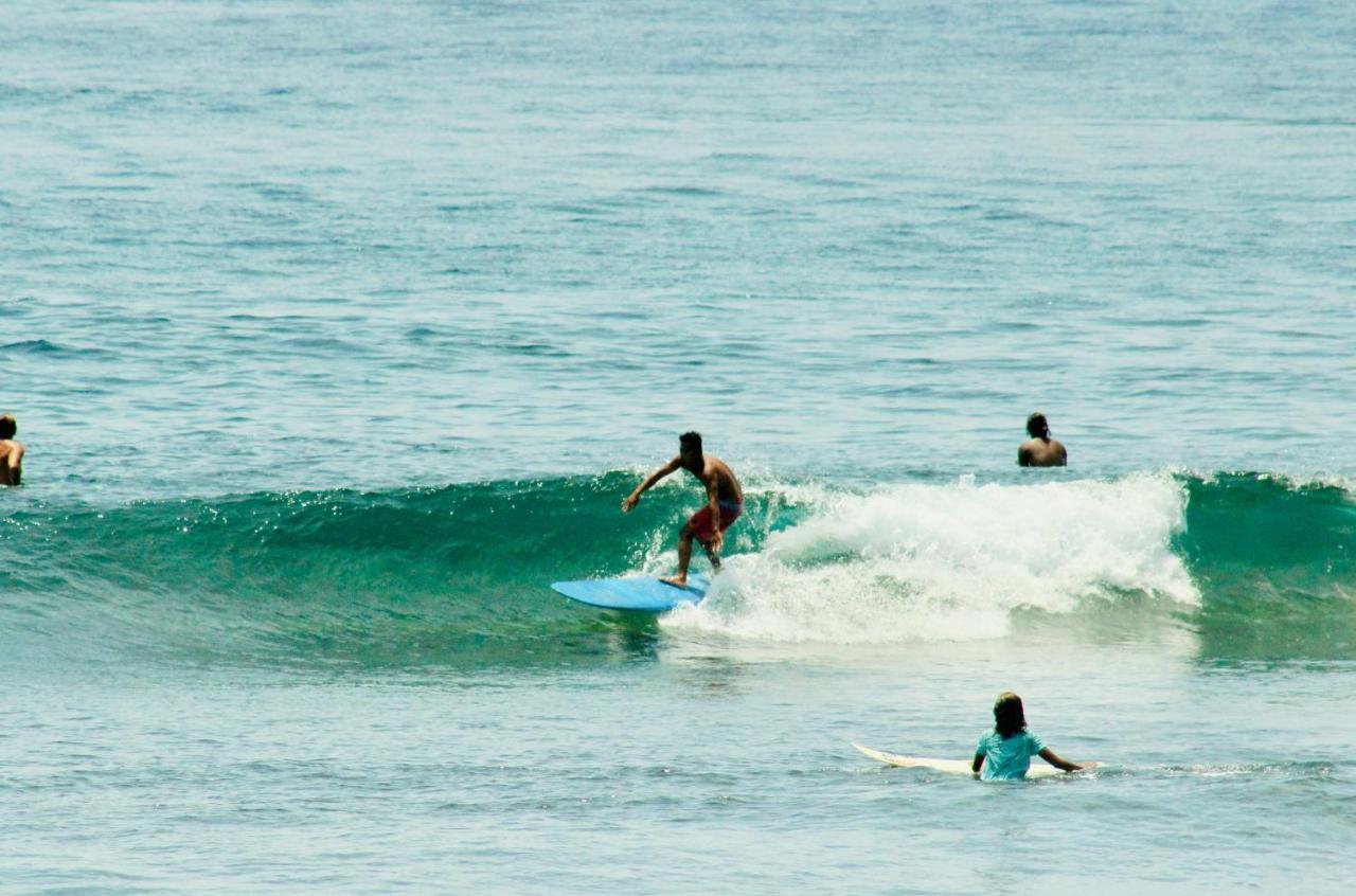 "Triangle Hut" Camp Fuego Siargao Hotel Catangnan Exterior foto